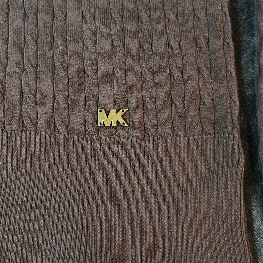 Sweater - Picture 2 of 3